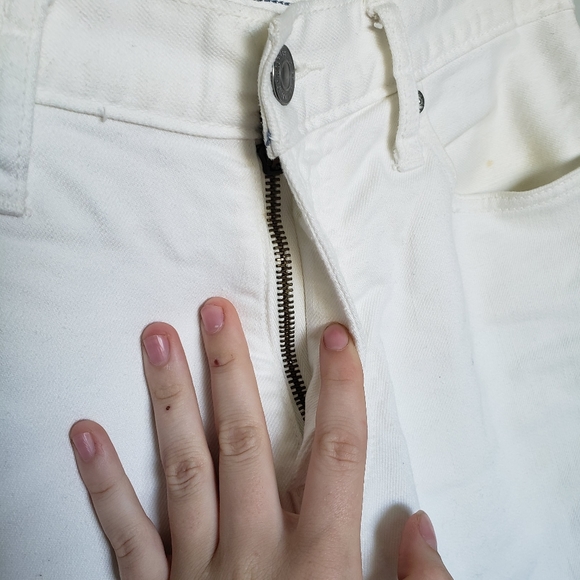 American Eagle White Denim Jeans - Picture 3 of 12